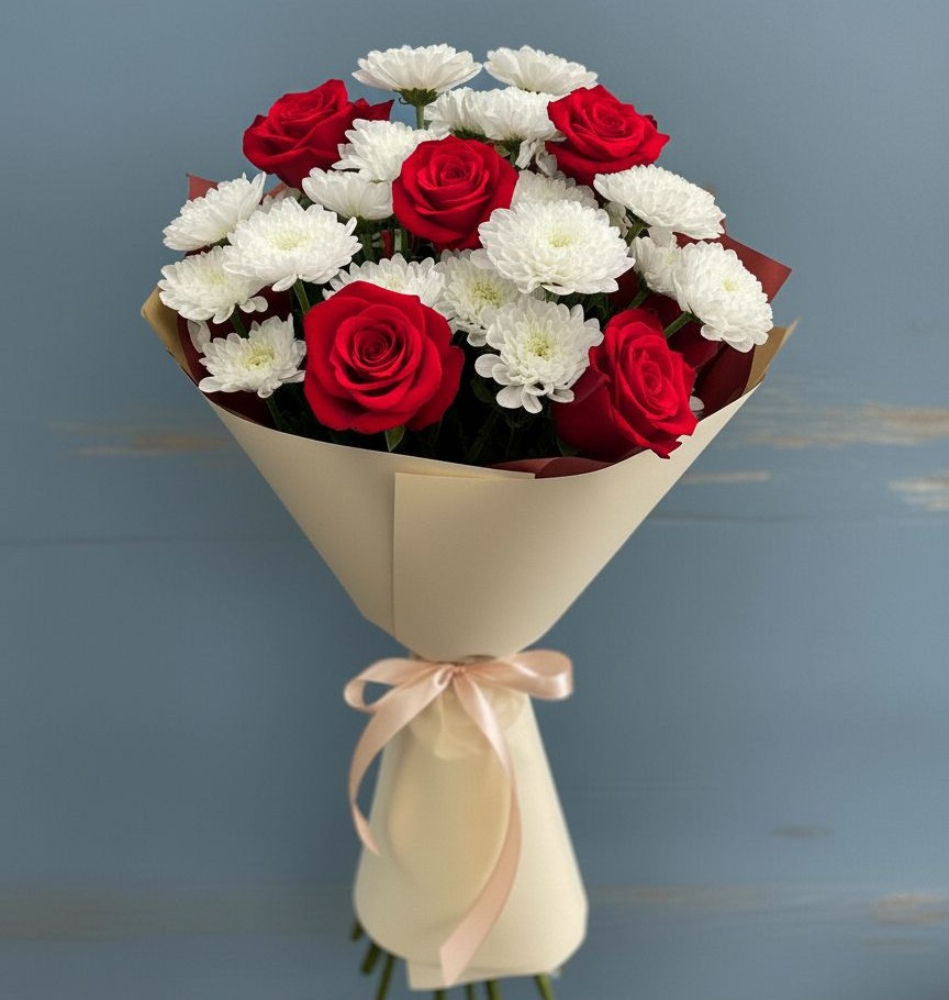 Букет цветов из: Розы и Хризантемы в Вольске