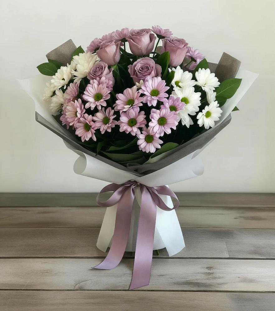 Букет цветов из: Хризантемы и Розы в Вольске