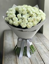 Букет 35 Белых роз в Вольске