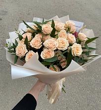Букет Кремовые розы Латте в Вольске