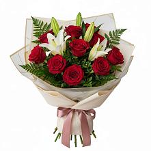Букет цветов из:  Лилии и Розы в Вольске