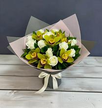 Букет цветов из:  Орхидеи и Розы в Вольске