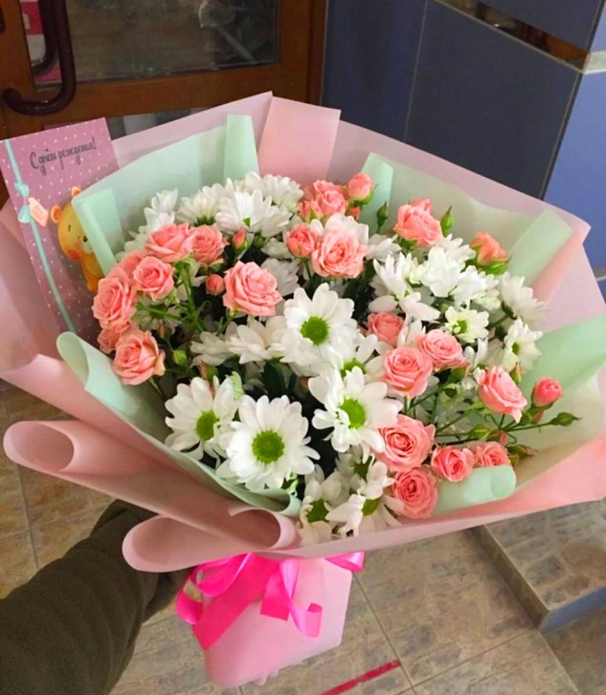 Букет цветов из: Розы и Хризантемы в Вольске