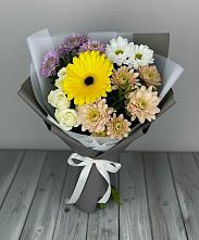 Букет цветов из:  Розы, Герберы и Хризантемы в Вольске