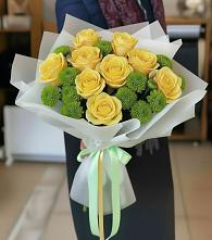 Букет цветов из:  Хризантемы и Розы в Вольске