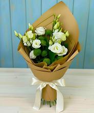 Букет цветов из:  Хризантемы и Лизиантусы в Вольске