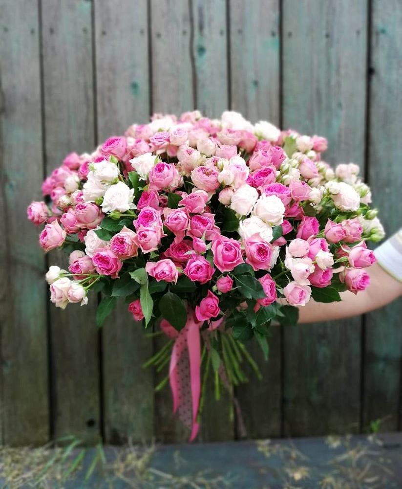 Букет Розовые кустовые розы Натали и Лав Лидия в Вольске