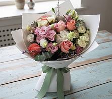 Букет цветов из:  Розы, Лизиантусы и Гвоздики #REPLACE_PRED# Вольске