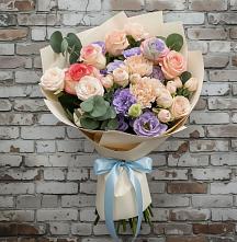 Букет цветов из:  Розы, Лизиантусы и Гвоздики #REPLACE_PRED# Вольске